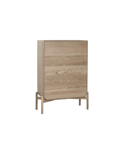 Zapatero de abeto y ratán