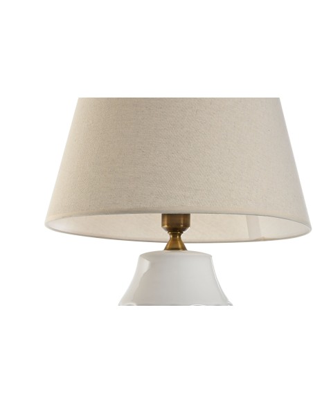 Lámpara con pantalla